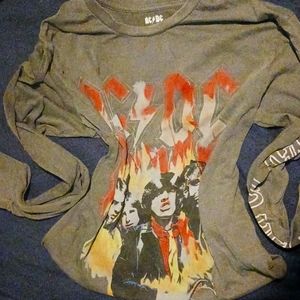 Long sleeve shirt